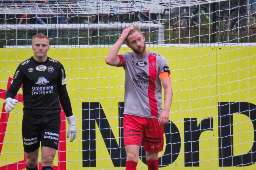 Strømmen IF - KFUM i OBOS-ligaen 2021. Fotball på Strømmen stadion. Foto: Vårt Strømmen.