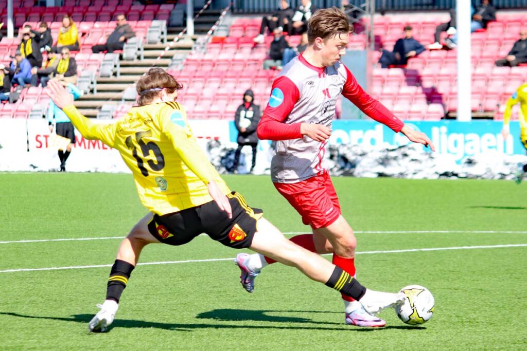 Strømmen IF: Fotball i PostNord-ligaen 2023. Seriekamp på Strømmen stadion mot Bærum. Foto: Vårt Strømmen, vartstrommen.no.
