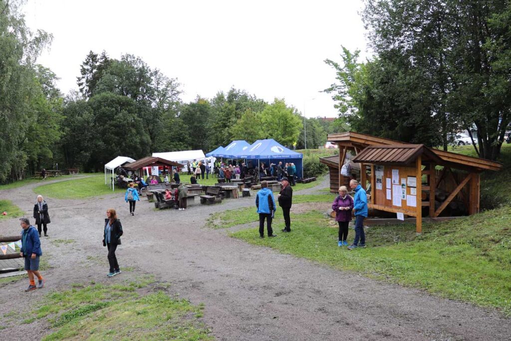 Sagelvafestivalen 2023: Festival på Strømmen, fra Stasjonsparken langs Sagelva til Mølleparken i Sagdalen. Foto: Vårt Strømmen, vartstrommen.no.