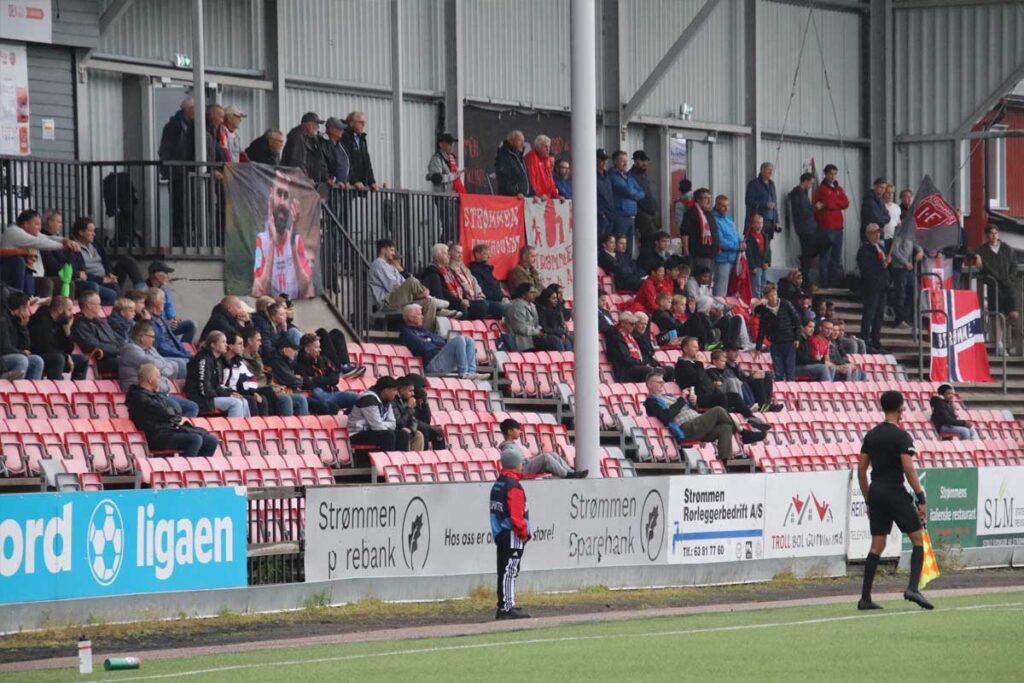 Strømmen IF - Odd, 2 runde NM i fotball 2026. Strømmen stadion og cupkamp. Foto: Vårt Strømmen, www.vartstrommen.no