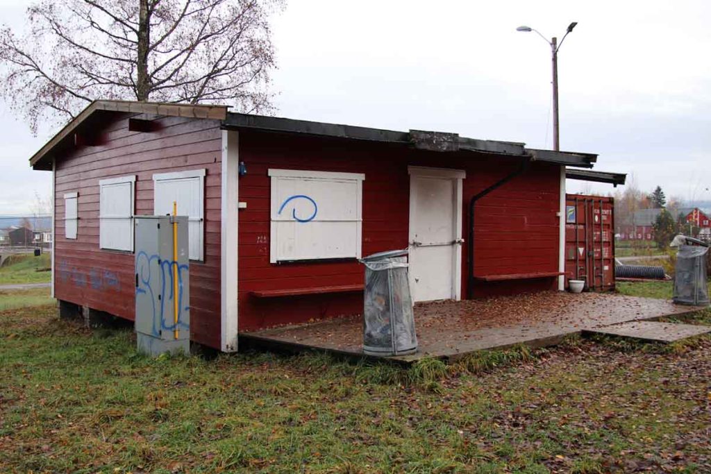 Turtips på Strømmen, Lillestrøm, Romerike: Bråteskogen med turvei / lysløype og skogsstier, og utsiktspunktet St.Hansfjellet. Foto: Vårt Strømmen, www.vartstrommen.no