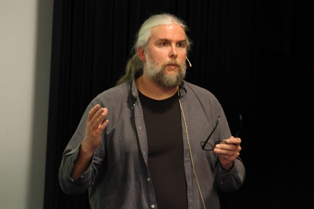 Vei- og gatebruksplan for Strømmen. Informasjonsmøte med Lillestrøm kommune, "Romerikslinja" (Akershus fylkeskommune) og konsulentbyrået Norconsult. Foto: Vårt Strømmen, www.vartstrommen.no