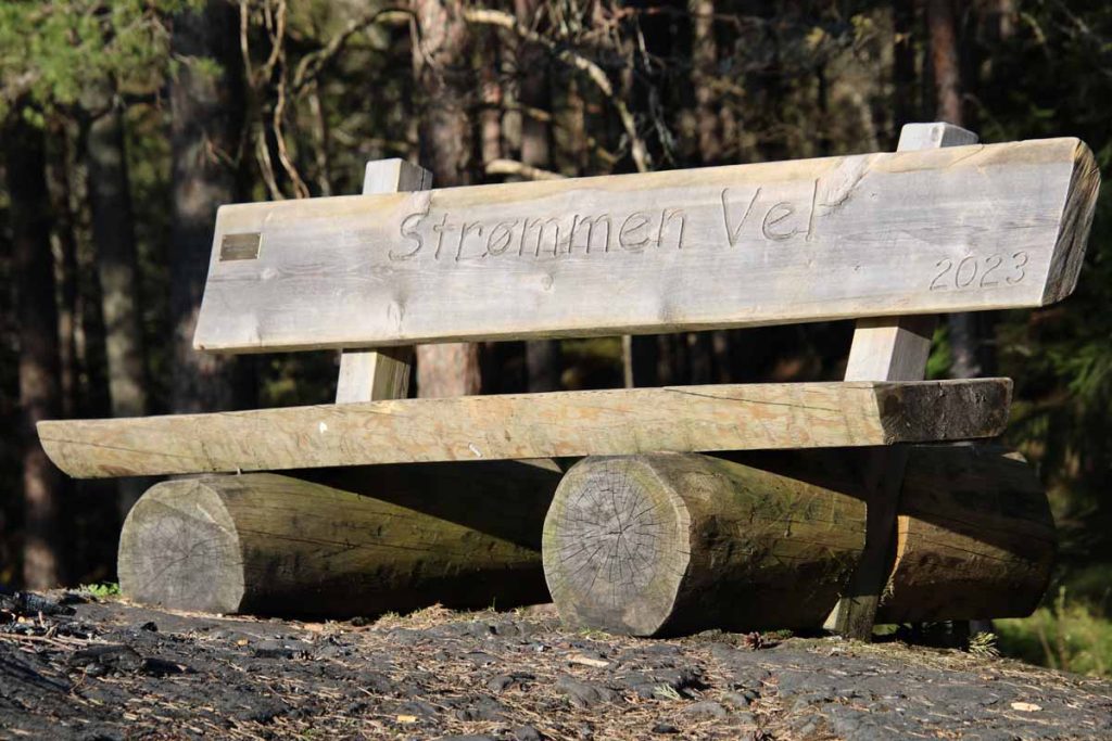 Turtips på Strømmen: Lysløypa og turvei i Bråteskogen, med utsiktspunktet St.Hansfjellet. Foto: www.vartstrommen.no