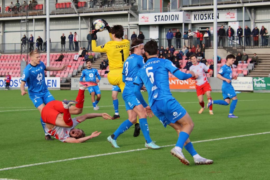 OBOS-ligaen 2026: Strømmen IF mot Hødd på Strømmen stadion 10. mai. Foto: Vårt Strømmen, www.vartstrommen.no
