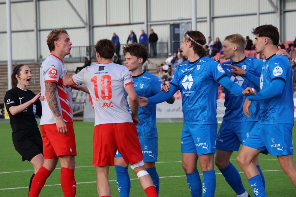 OBOS-ligaen 2026: Strømmen IF mot Hødd på Strømmen stadion 10. mai. Foto: Vårt Strømmen, www.vartstrommen.no