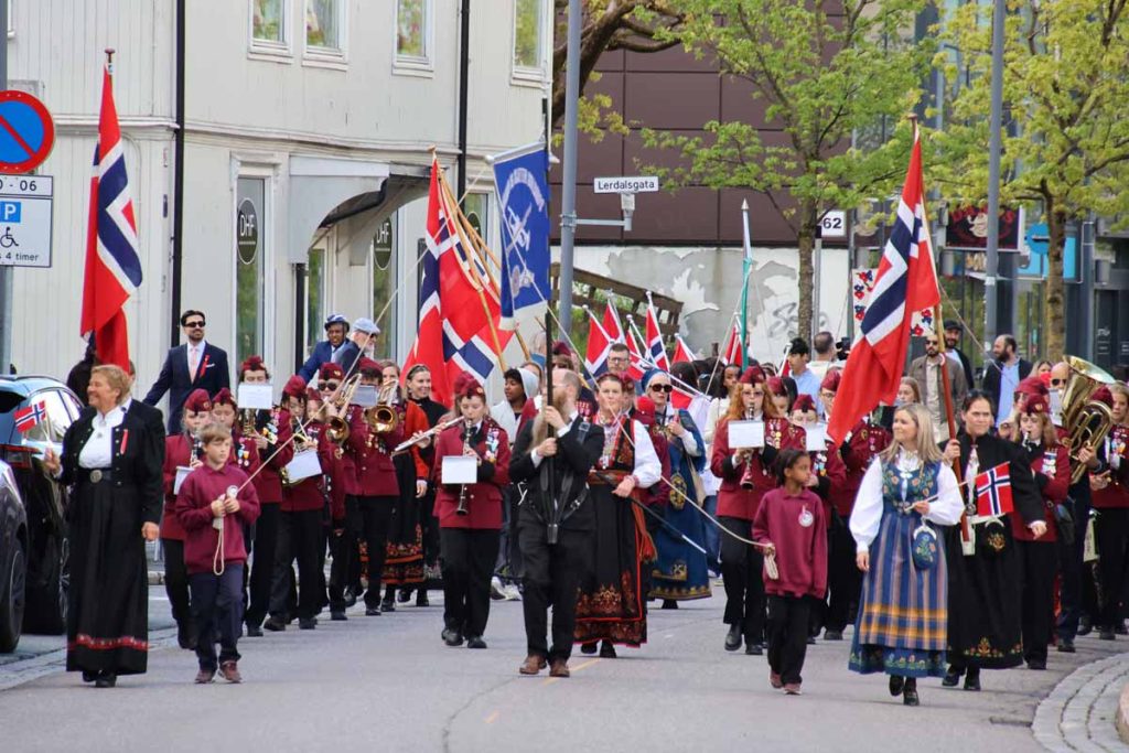 Strømmen på 17. mai 2026: