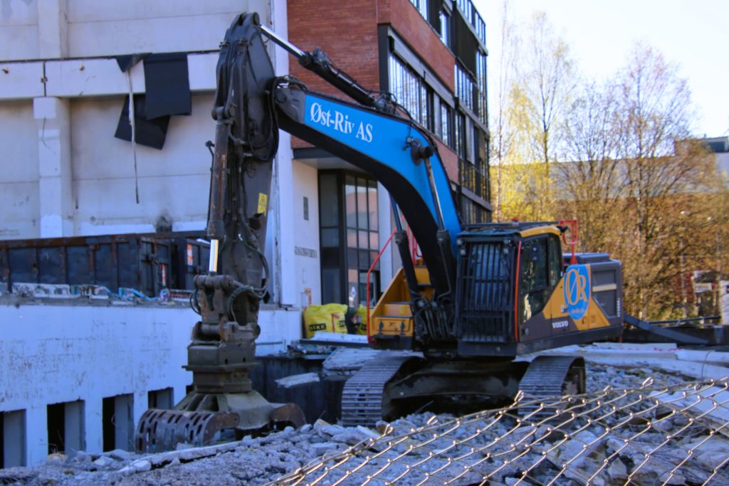 Strømmen Verksted-tomta. Grave- og rivearbeid i 2026. Foto: Vårt Strømmen, www. vartstrommen.no