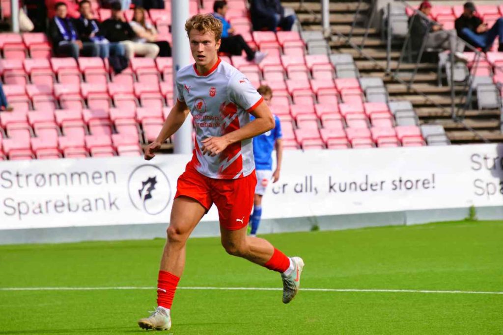 Strømmen stadion: Strømmen IF mot Ranheim IL i OBOS-ligaen 2026. Foto: Vårt Strømmen, www.vartstrommen.no