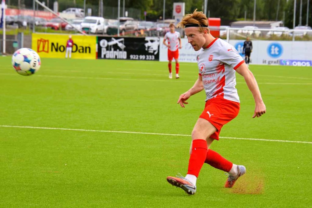 Strømmen stadion: Strømmen IF mot Ranheim IL i OBOS-ligaen 2026. Foto: Vårt Strømmen, www.vartstrommen.no