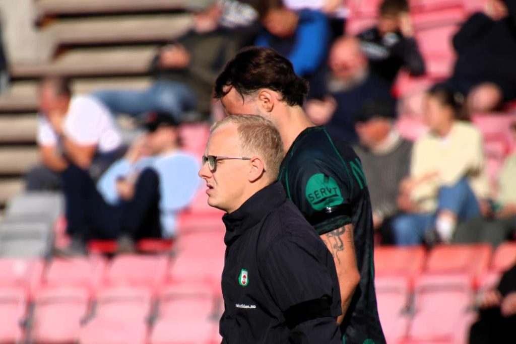 Fotball på Strømmen stadion: Strømmen IF - Bryne 2-0, i OBOS-ligaen 2026. Foto: Vårt Strømmen, www.vartstrommen.no
