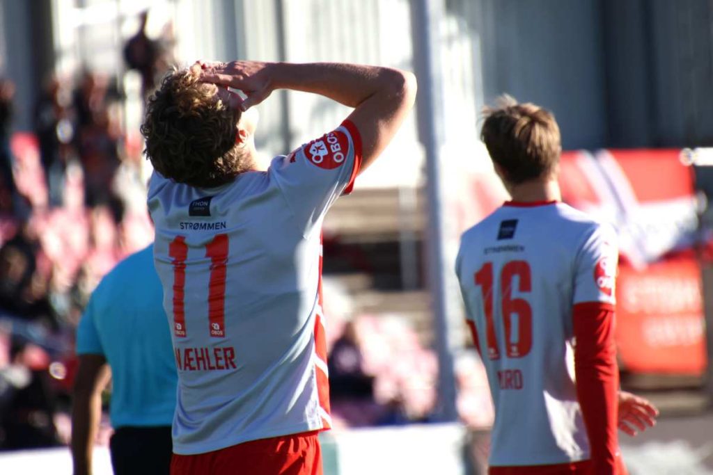 Fotball på Strømmen stadion: Strømmen IF mot Åsane i OBOS-ligaen 2026. Foto: Vårt Strømmen, www.vartstrommen.no