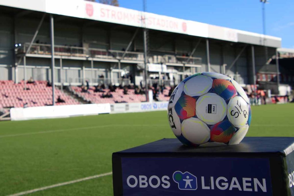 Fotball på Strømmen stadion: Strømmen IF mot Åsane i OBOS-ligaen 2026. Foto: Vårt Strømmen, www.vartstrommen.no